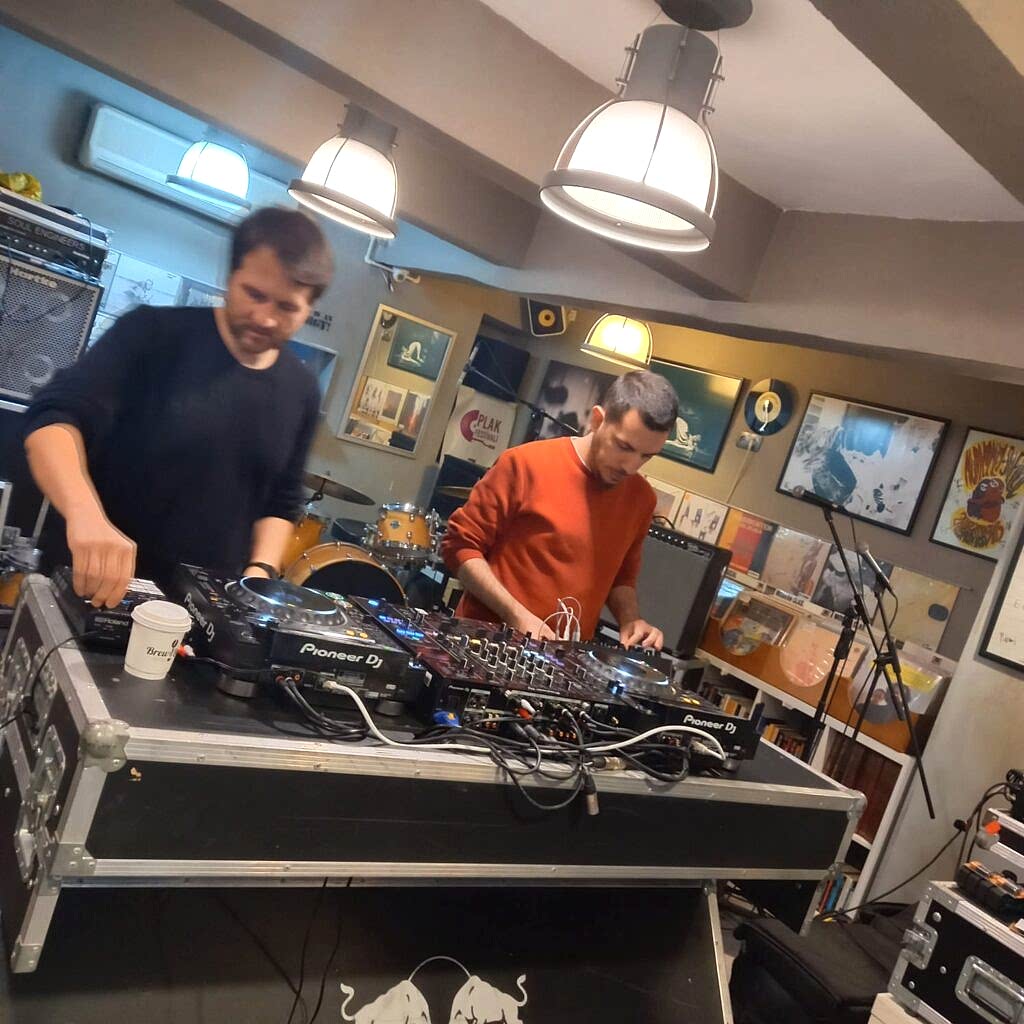 WhatsApp Image 2025-04-16 at 15.07.53