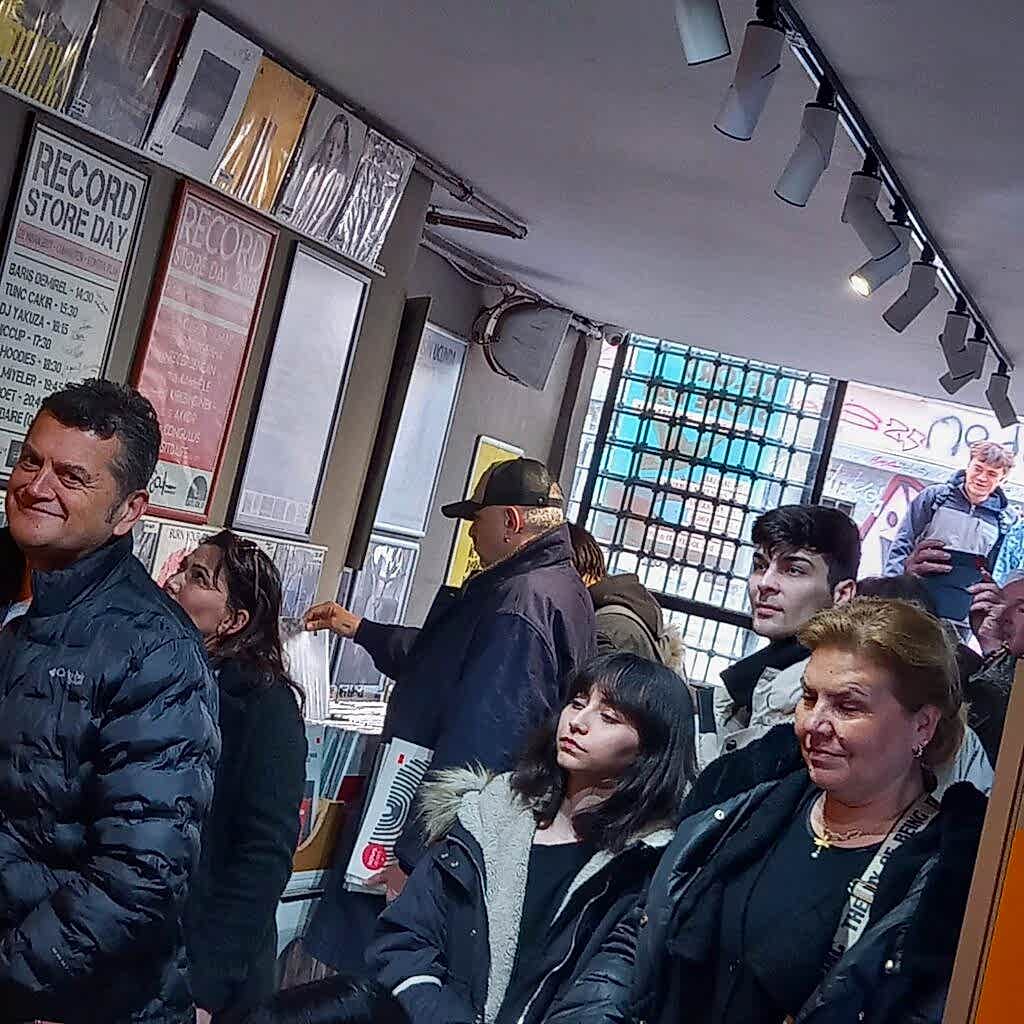 WhatsApp Image 2025-04-16 at 15.07.55